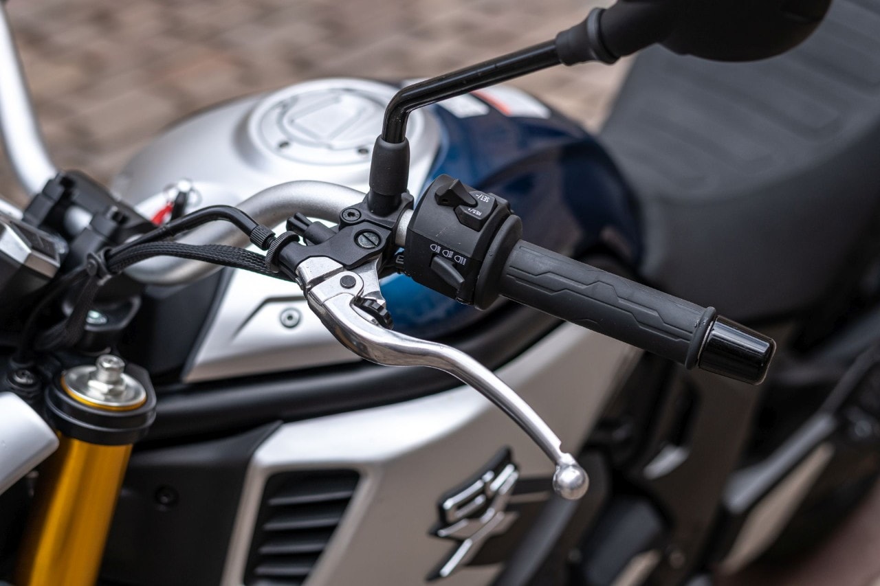 Benelli Leoncino 800 VS CFMOTO 700CL-X Heritage: prova a prendermi!